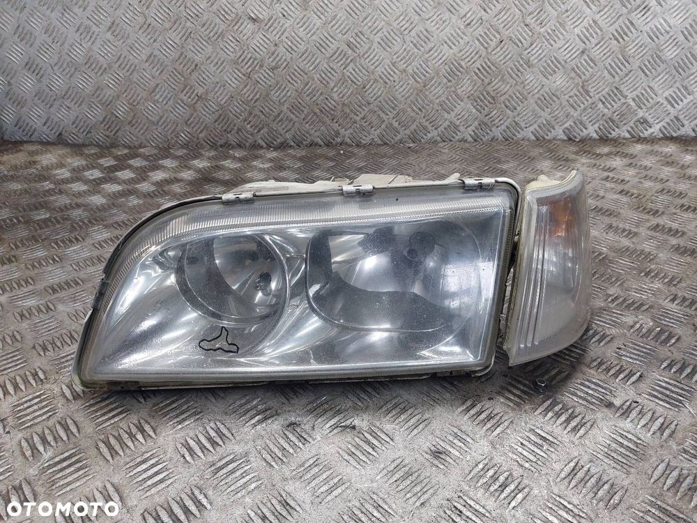 LAMPA LEWY PRZÓD + KIERUNKOWSKAZ VOLVO V40 I S40 I LIFT 30859619 ID: 236289 - 1