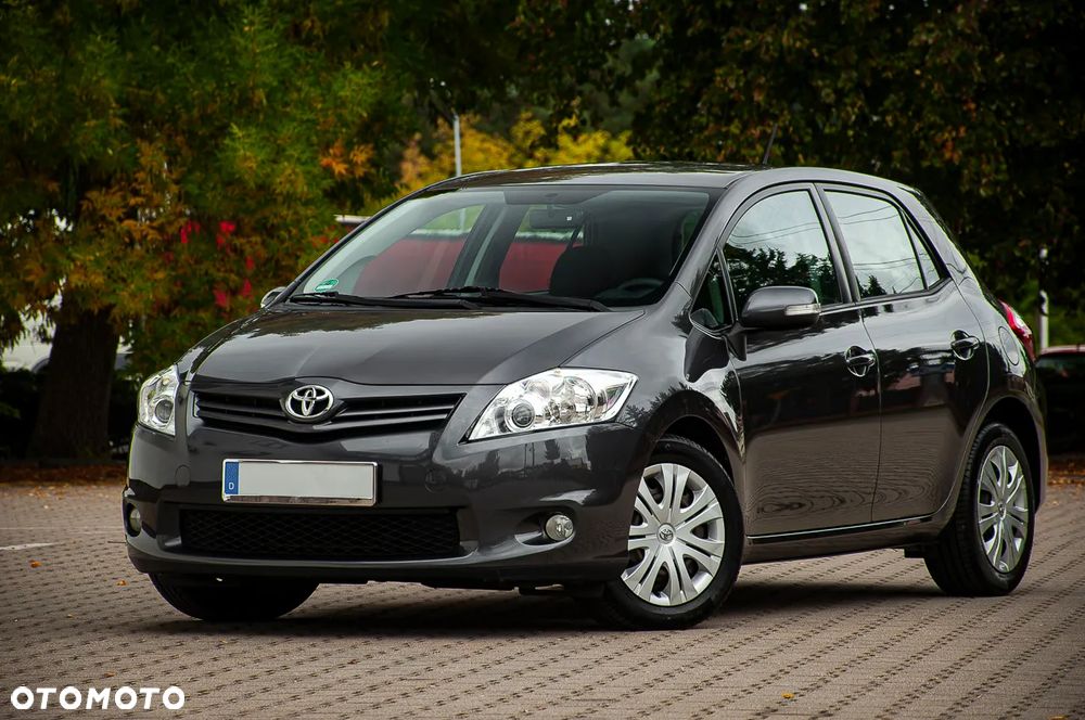 Toyota Auris 1.33 VVT-i Life - 10