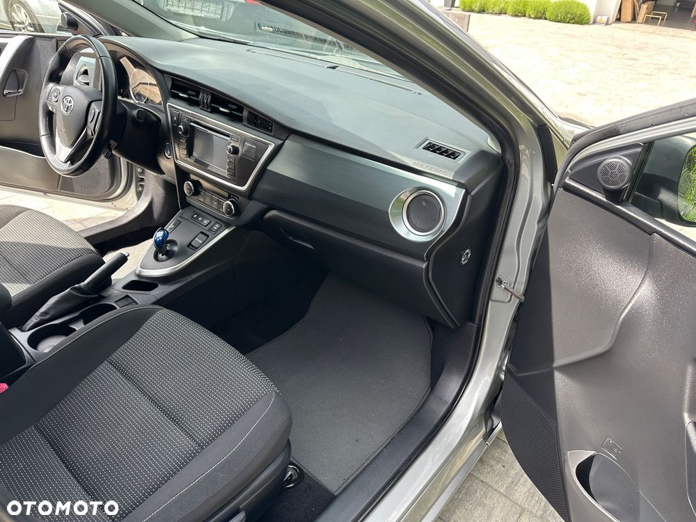 Toyota Auris - 7