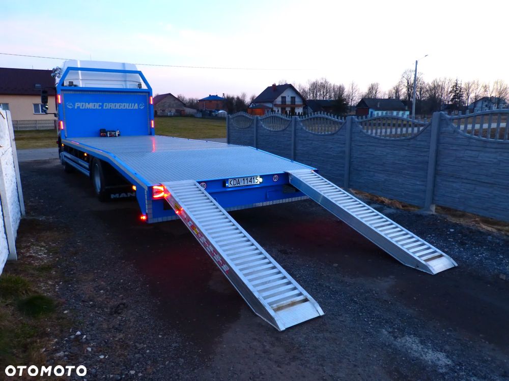 MAN TGM 15.290 POMOC DROGOWA AUTOLAWETA SPECJALNY EURO 5 DMC 15.500 KG ŁADOWNOŚĆ 9.000 KG XENON - 19