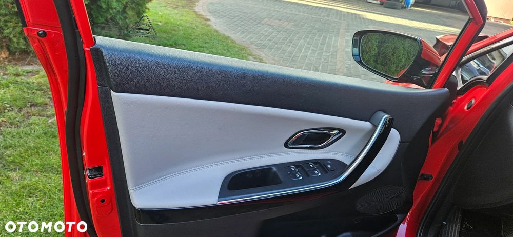 Kia Ceed 1.6 GDI ISG Platinum Edition - 18