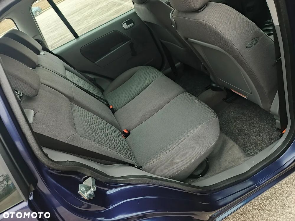 Ford Fusion 1.4 Style - 21