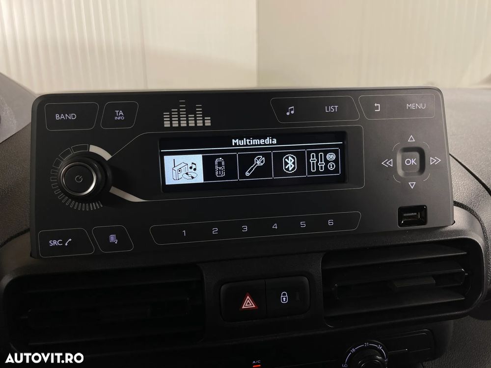 Peugeot Partner - 13