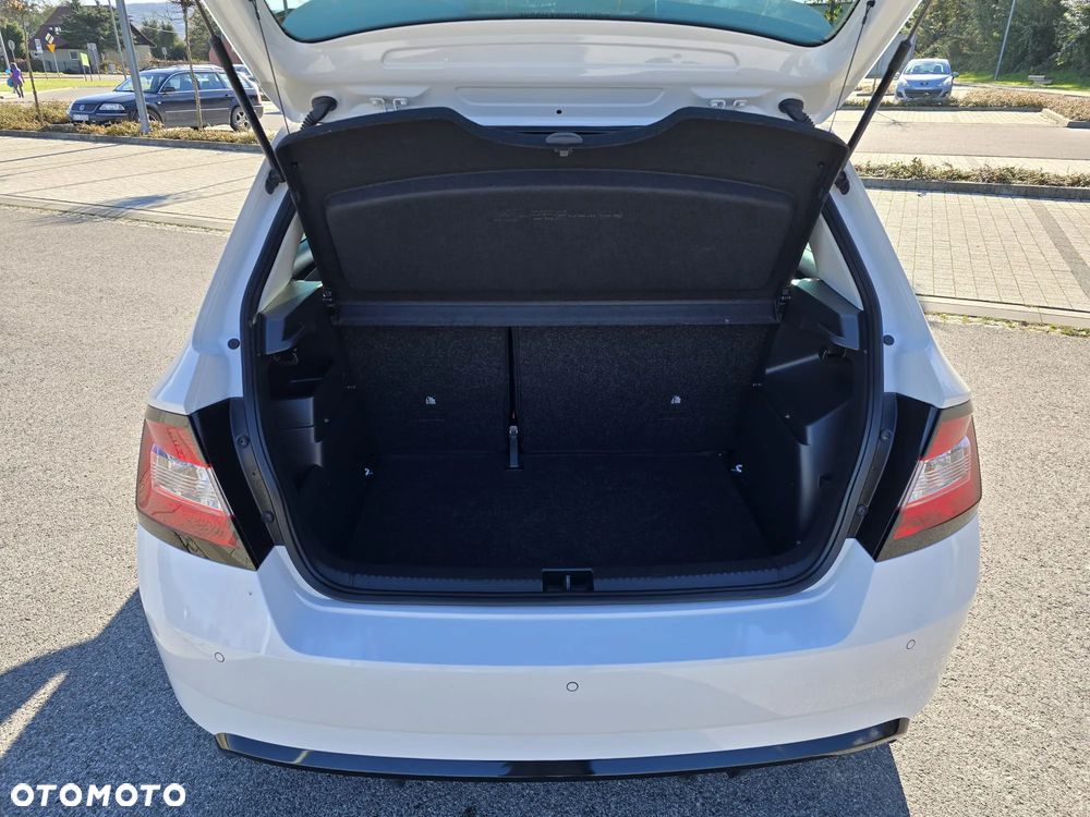 Skoda Fabia 1.0 TSI Monte Carlo - 17