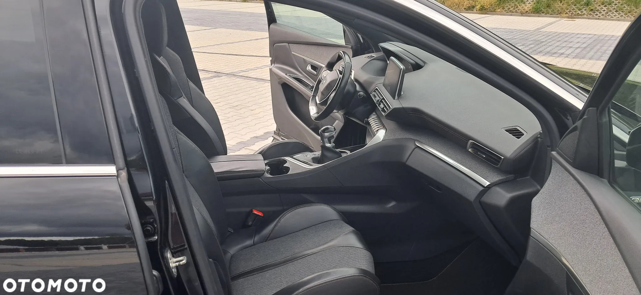 Peugeot 3008 1.2 PureTech GT S&S - 12