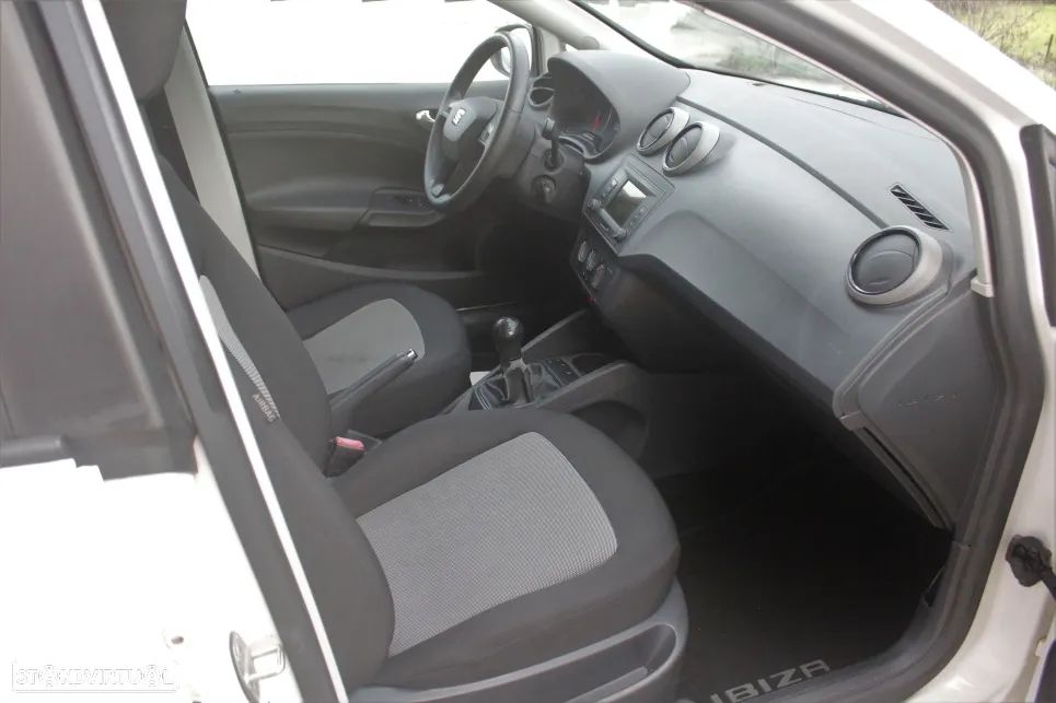 SEAT Ibiza 1.4 TDI Style — fotografia 24