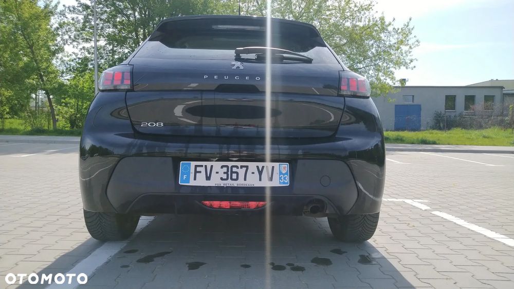 Peugeot 208 1.2 PureTech GPF Allure S&S - 15