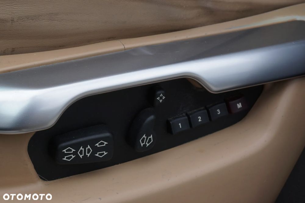 Land Rover Range Rover 4.4 Vogue - 36