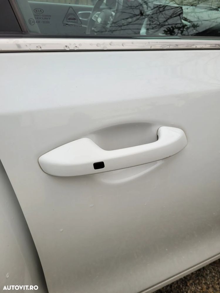 Kia Ceed SW 1.6 GDI DCT OPF Plug-in-Hybrid Spirit - 16