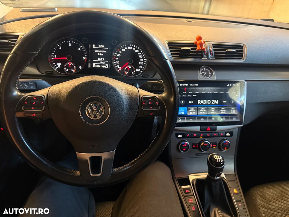 Volkswagen Passat 2.0 TDI BlueMotion Technology Exclusive - 19