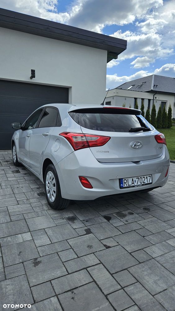 Hyundai i30 1.4 BlueDrive Comfort - 4