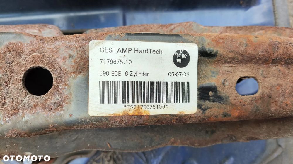 PAS TYLNY WANNA ĆWIARTKA BŁOTNIK OKULAR LAMPY BELKA WZMOCNIENIE ŚLIZG ZDERZAKA TYŁ LE MANS BLAU 381/5 BMW E90 - 12