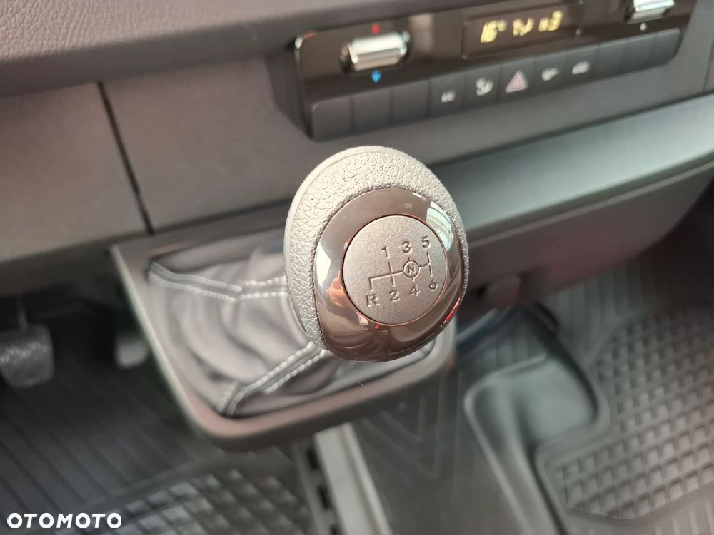 Mercedes-Benz Sprinter 315 CDI Furgon PRO długi 4325 mm L3H2 - 26