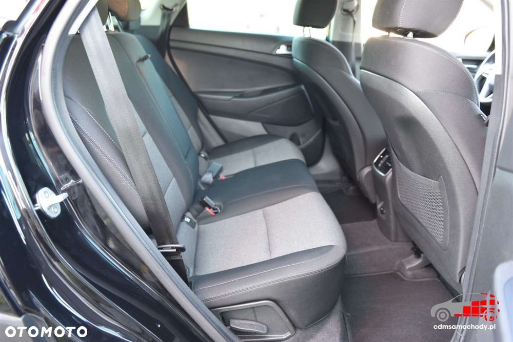 Hyundai Tucson 1.6 GDI BlueDrive Style 2WD - 16