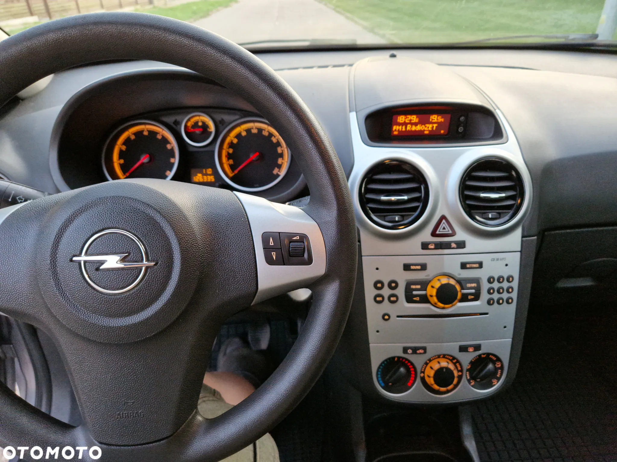 Opel Corsa - 9