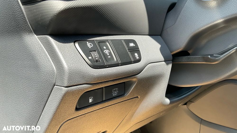 Hyundai IONIQ 141CP Highway - 24