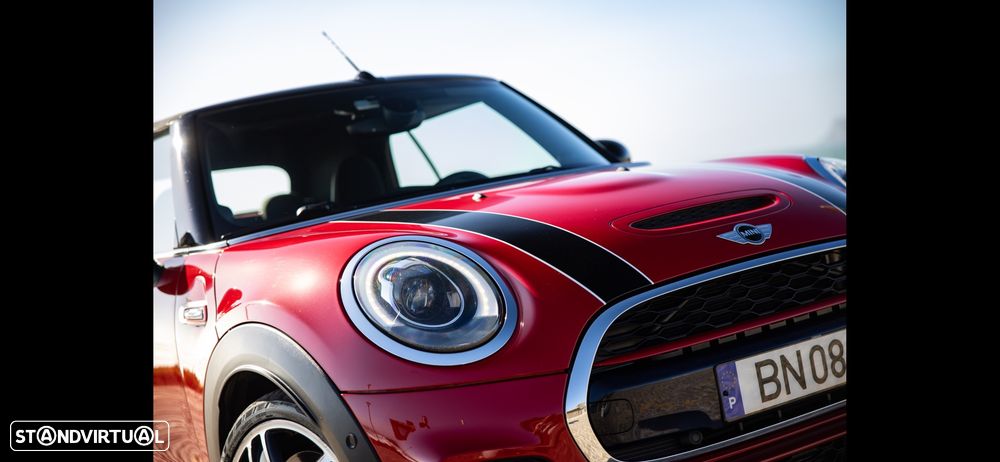 MINI Cabrio John Cooper Works - 8
