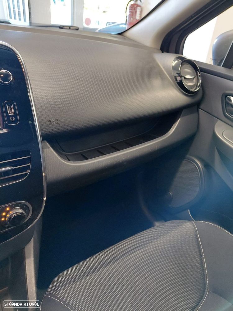 Renault Clio Sport Tourer 1.5 dCi Dynamique S - 16