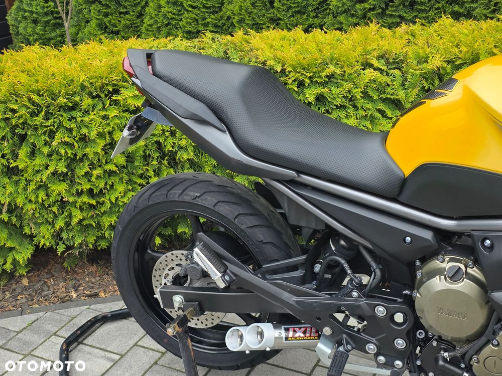 Yamaha XJ - 6