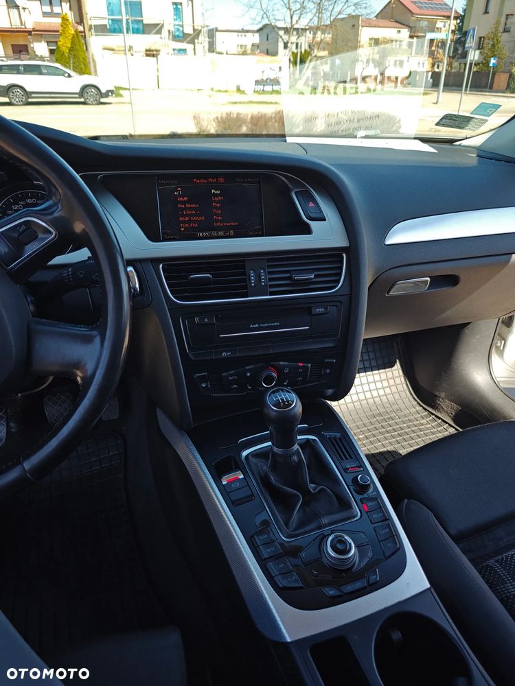 Audi A4 Avant 2.0 TDI DPF - 22