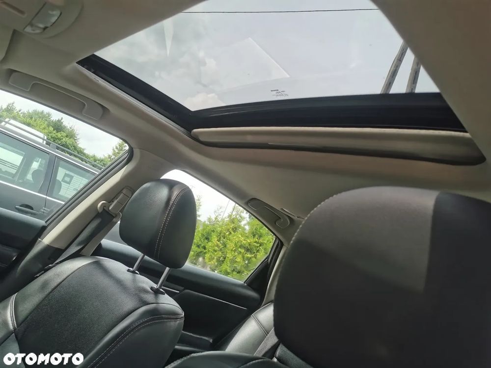 Nissan Altima - 11