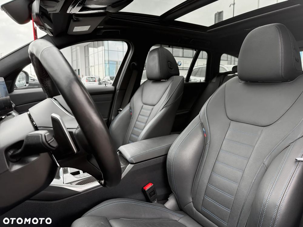 BMW Seria 3 320d Touring xDrive M Sport - 29