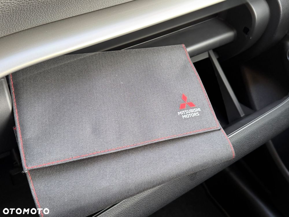 Mitsubishi Eclipse Cross - 38