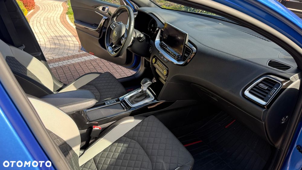 Kia ProCeed 1.5 T-GDI GT Line DCT - 16