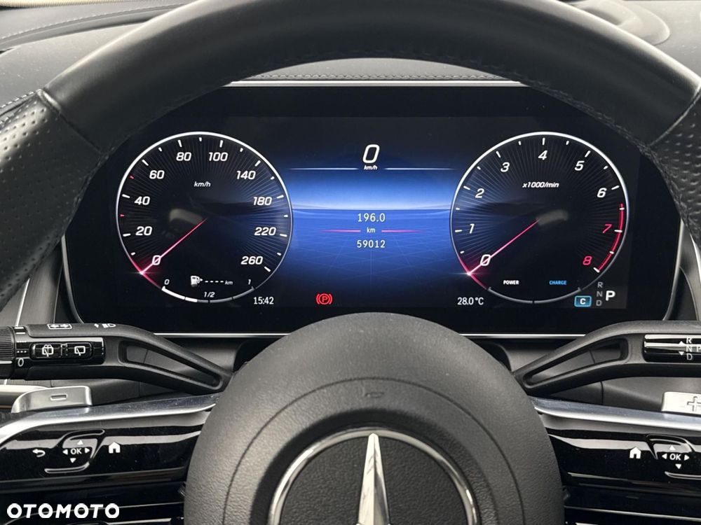 Mercedes-Benz GLC - 15