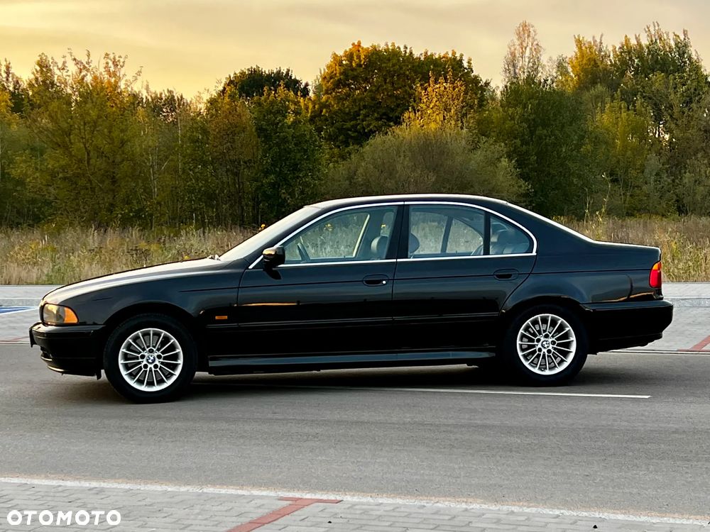 BMW Seria 5 530i - 4