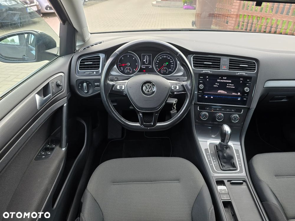 Volkswagen Golf - 7