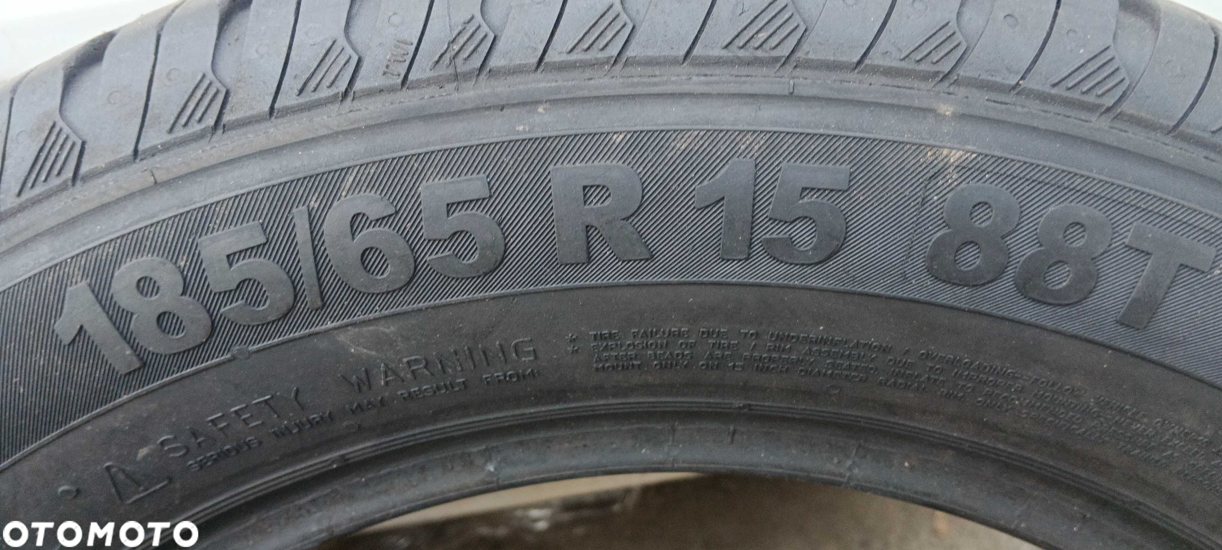 K212361C Komplet 185/65R15 Continental CEC3 - 7