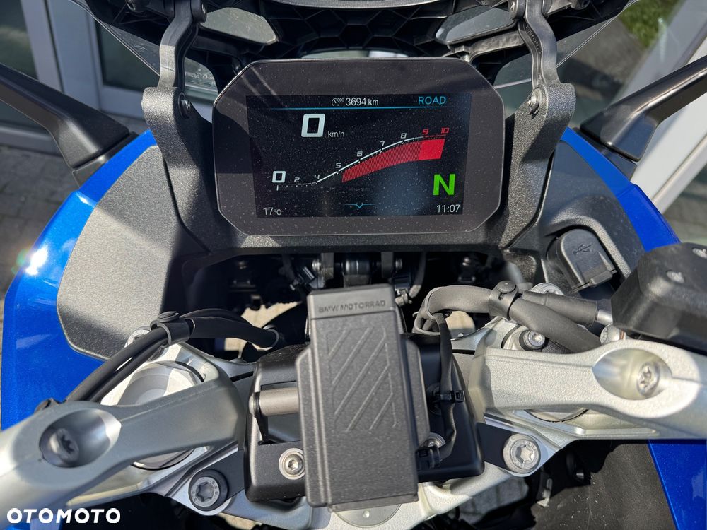BMW R - 7