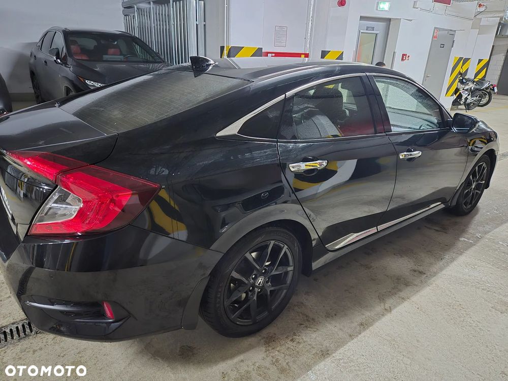 Honda Civic 1.5 T Executive - 25