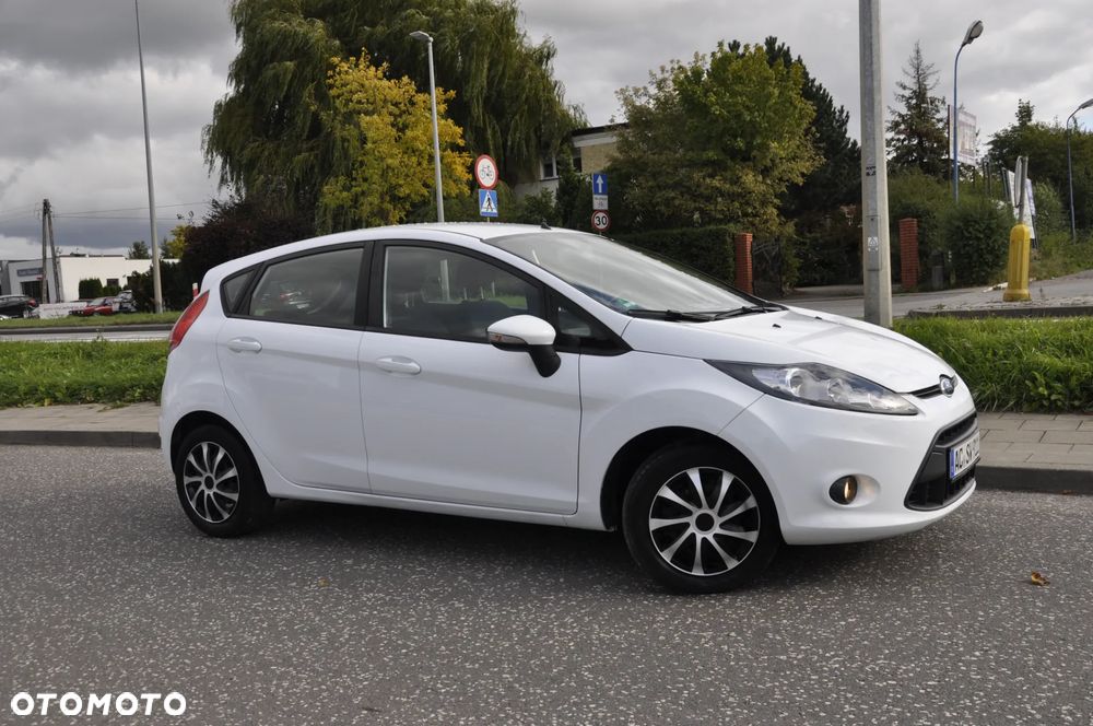 Ford Fiesta 1.25 Titanium - 21