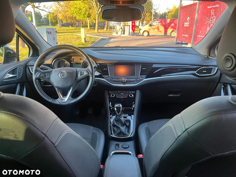 Opel Astra 1.4 Turbo Start/Stop Innovation - 11