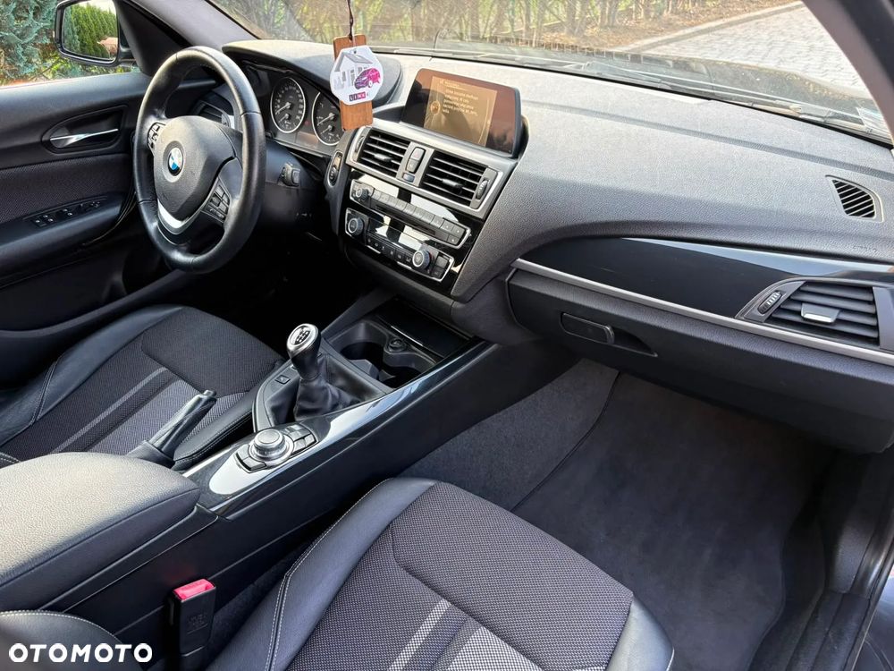 BMW Seria 1 118d xDrive Urban Line - 11