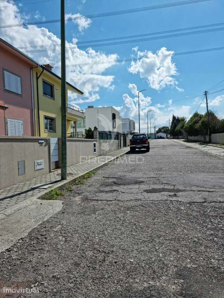 Lote de terreno, urbano, em Olival-VN Gaia - Grande imagem: 2/18