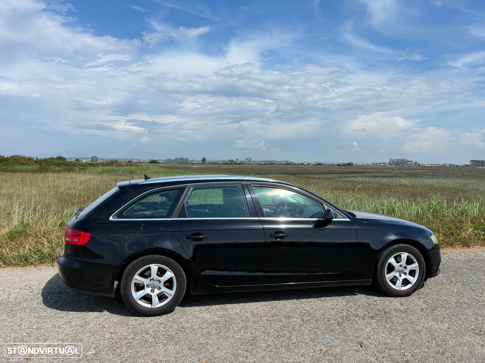 Audi A4 Avant 2.0 TDI Advance - 4