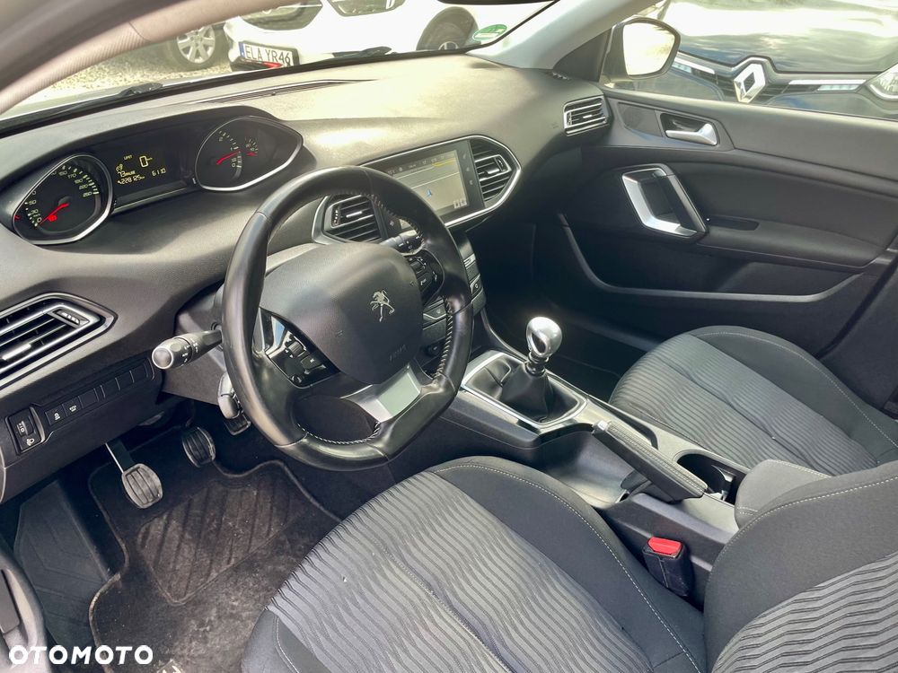 Peugeot 308 BlueHDi 120 Stop & Start Business-Line - 4