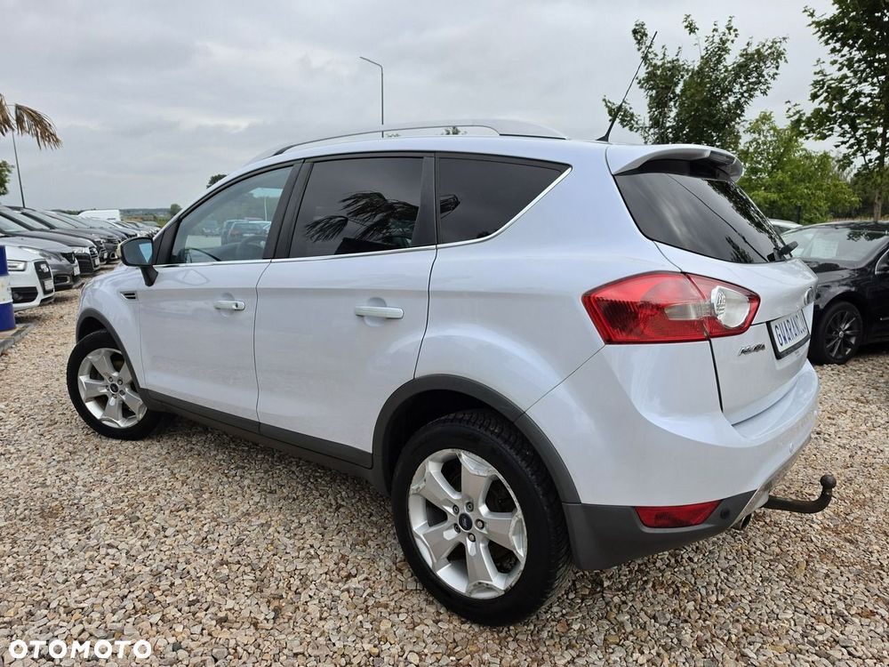 Ford Kuga 2.0 TDCi 4x4 Titanium - 10