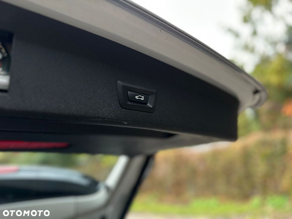 BMW X1 xDrive25d Advantage - 8