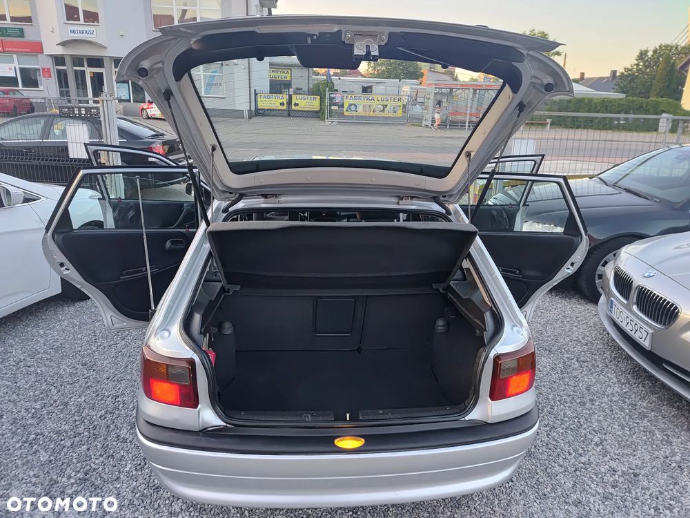 Opel Astra 1.6 - 22
