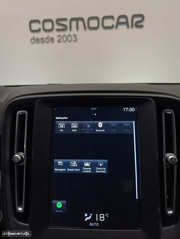 Volvo XC 40 1.5 T2 Momentum Geartronic - 17