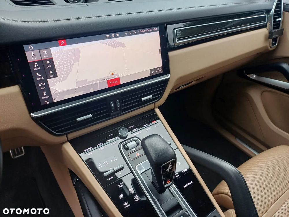 Porsche Cayenne Turbo Tiptronic S - 11