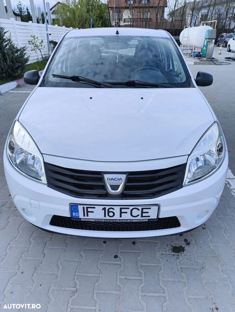 Dacia Sandero 1.4 MPI Laureate - 1