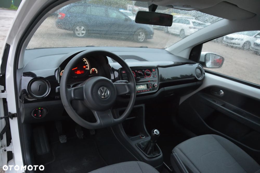 Volkswagen up! (BlueMotion Technology) move - 7