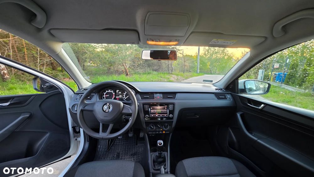 Skoda RAPID 1.0 TSI Active - 13