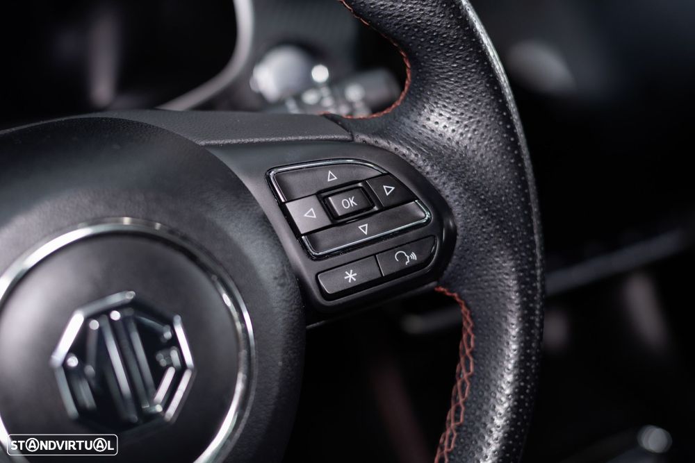 MG ZS EV 50.3 kWh Luxury - 25