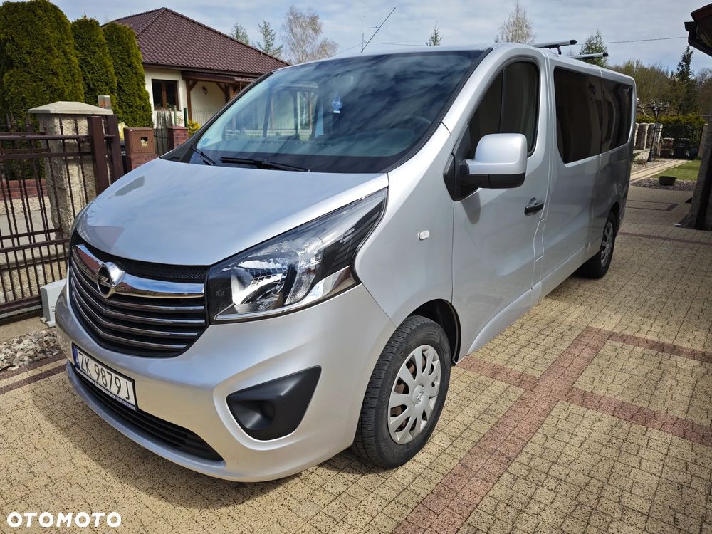 Opel Vivaro L2H1 2,9t Essentia Business - 1